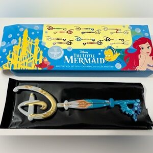 Disney The Little Mermaid Mystery Key King Triton & Sisters New with Box